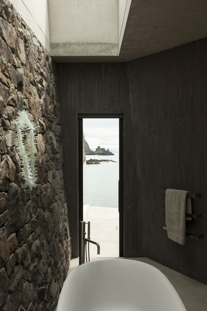 Seascape retreat