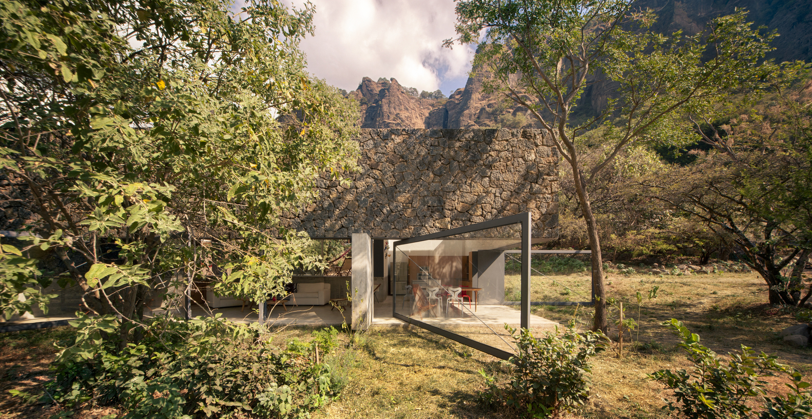 casa tepoztian house exterior