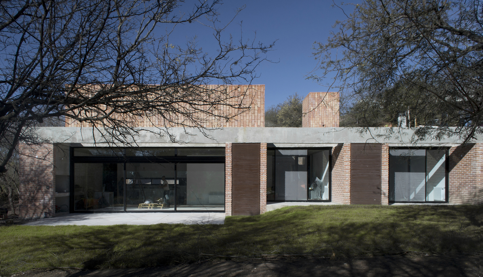 GPL house front view exterior
