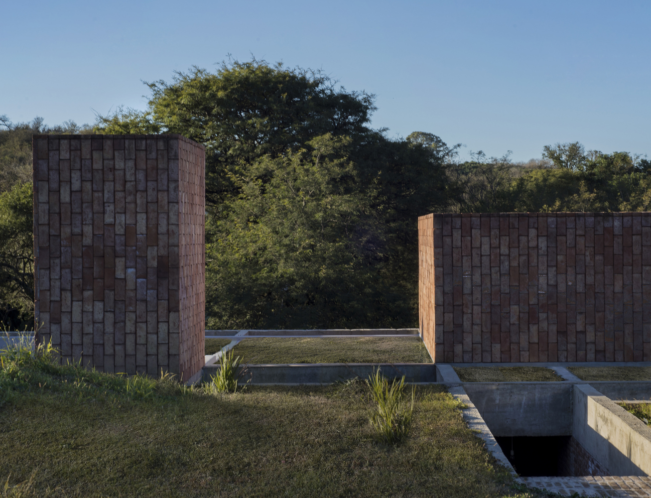 GPL House exterior roofline