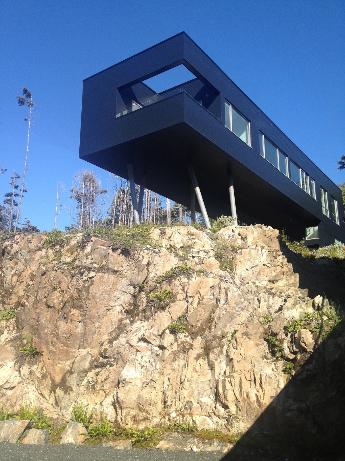 tofino house canada image